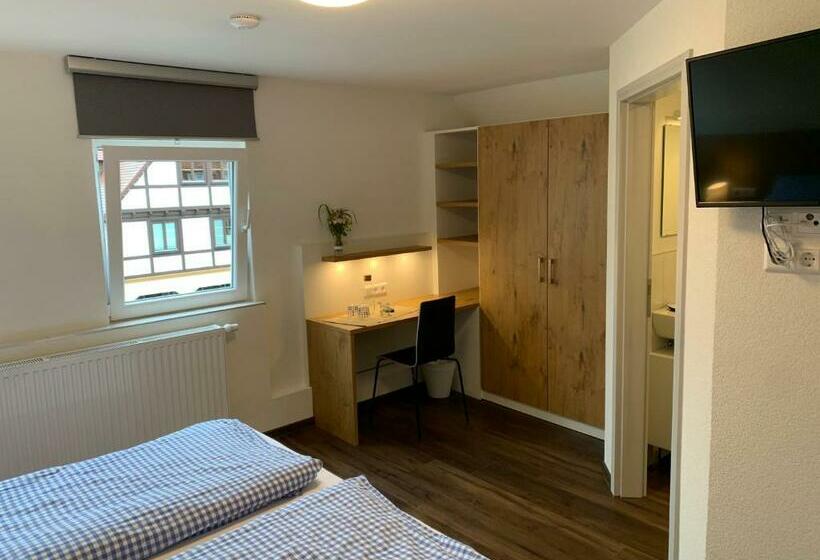 Quarto Estandar, Pension Deckenpfronn