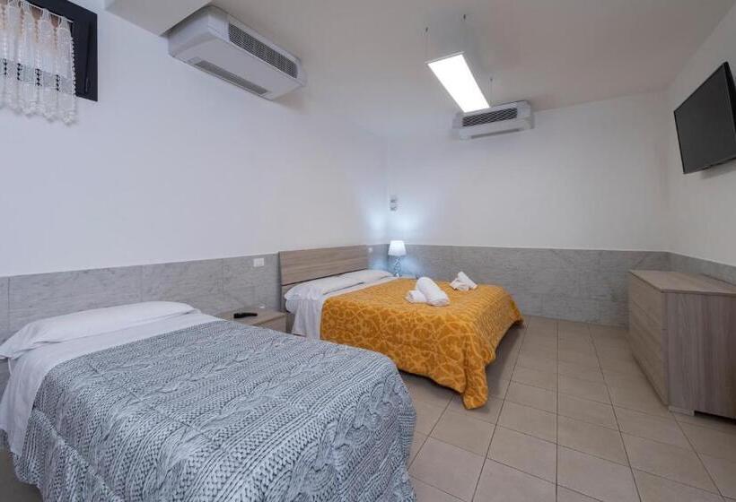 带大床的标准间, Air B&b Pleasant Moments