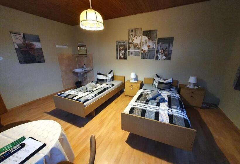 스탠다드 룸 공동 욕실, Gästehaus Weißes Lamm Monteurzimmer