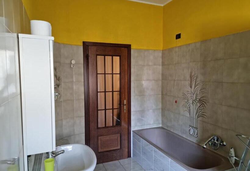 4인용 스탠다드 룸, B&b Villa Carolina