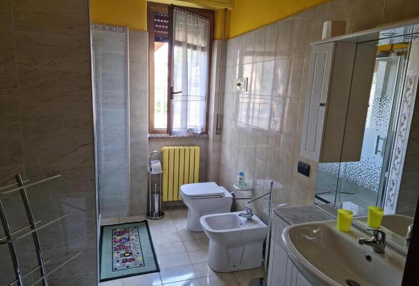 غرفة قياسية رباعية, B&b Villa Carolina