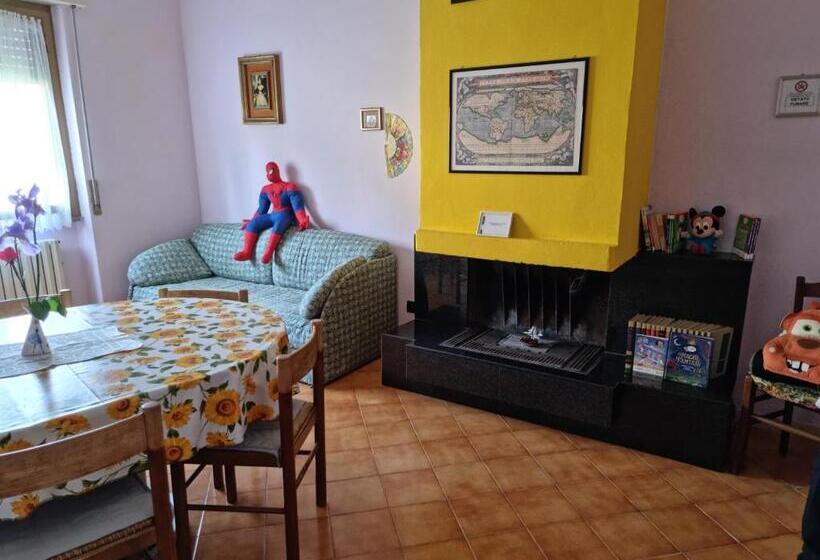 غرفة قياسية رباعية, B&b Villa Carolina