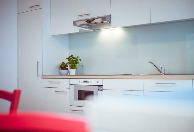 استودیو خانوادگی, Campingplatz Mittagsspitze