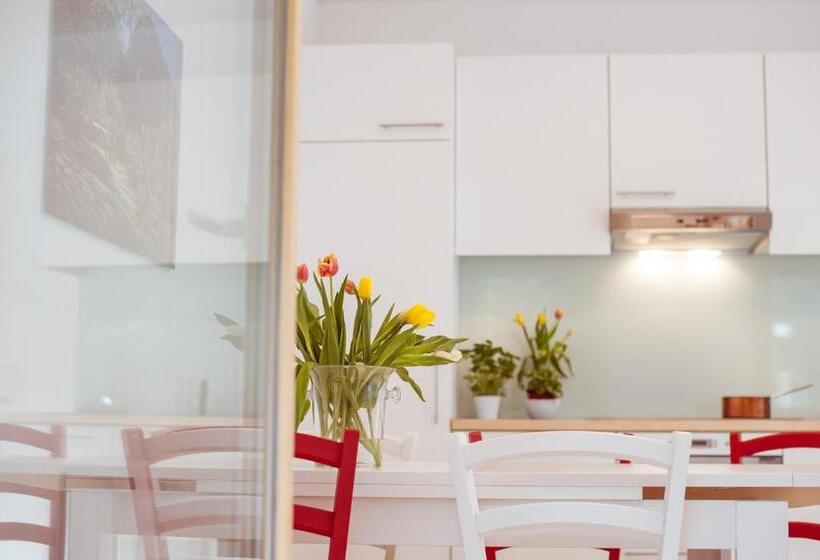 اتاق استاندارد چهارنفره با بالکن, Campingplatz Mittagsspitze