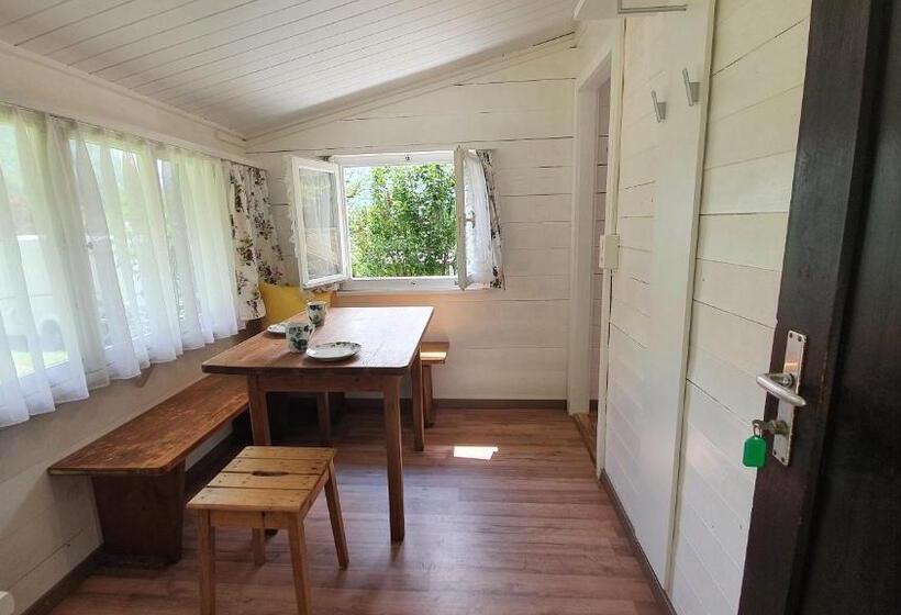 بانگلوی استاندارد, Campingplatz Mittagsspitze