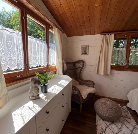 بانگلوی استاندارد, Campingplatz Mittagsspitze