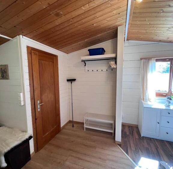 بانگلوی استاندارد, Campingplatz Mittagsspitze