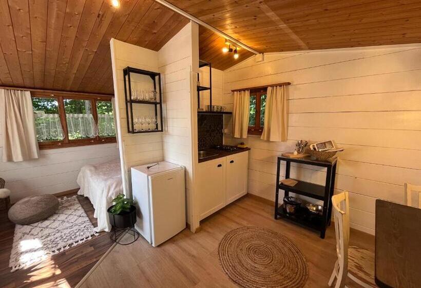 بانگلوی استاندارد, Campingplatz Mittagsspitze