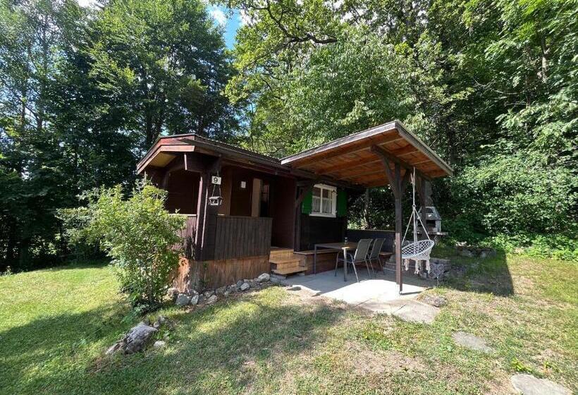 بانگلوی استاندارد, Campingplatz Mittagsspitze