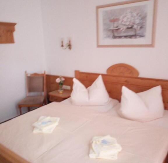 带阳台的三人标准间, Cafe Zur Talsperre