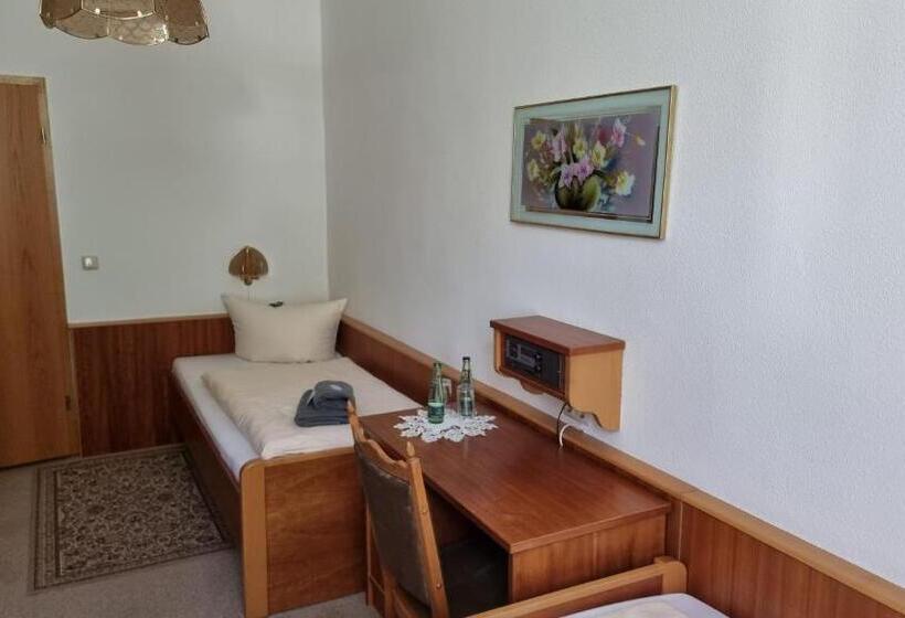 单人经济间, Cafe Zur Talsperre