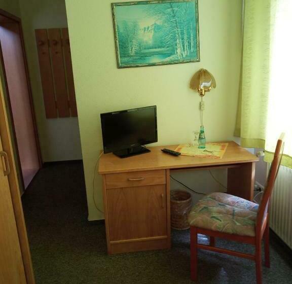 标准间, Cafe Zur Talsperre