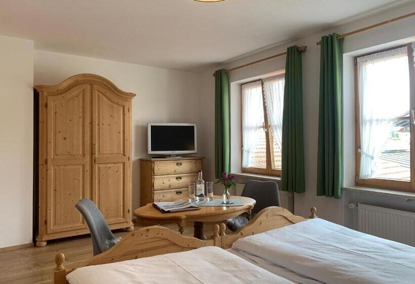 Номер Стандарт, Gästehaus Zur Schmiede