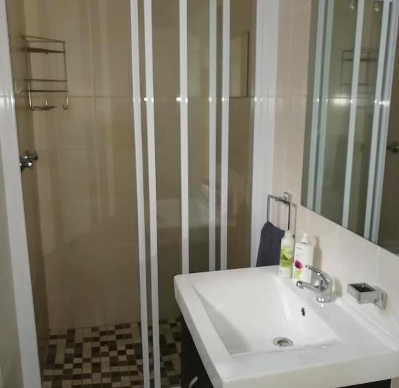 デラックスルーム, Joy On Joyce