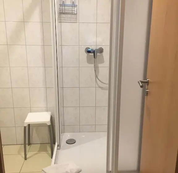 اتاق استاندارد, Pension Hochheimer Schlösschen