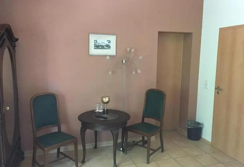 اتاق استاندارد, Pension Hochheimer Schlösschen