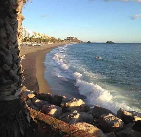 １ベッドルームアパートメント, Apartamento 1a Linea Playa Com Piscina Almuñécar