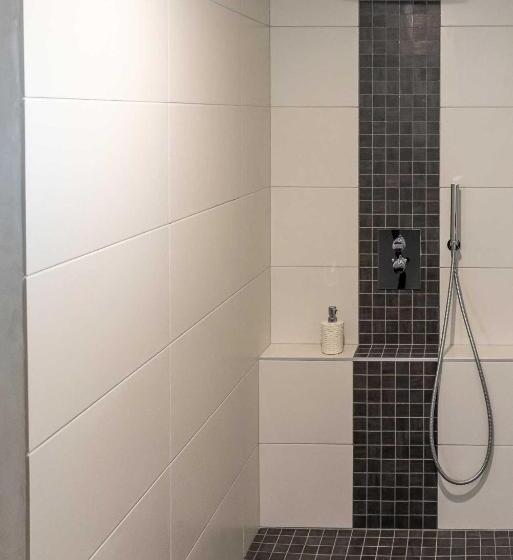 Standard room with outdoor bath, Au Mas De Garet   Chambre D Hotes De Charme