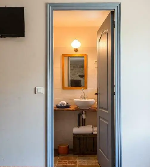 キングサイズベッドのスタンダードルーム, Hôtel Mas Vidau Porte Des Alpilles