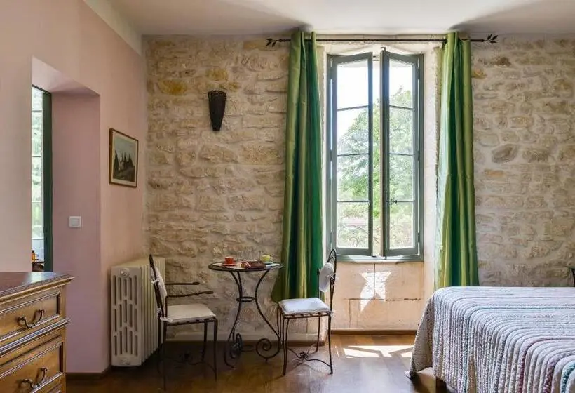 プールビュースタンダードルーム, Hôtel Mas Vidau Porte Des Alpilles