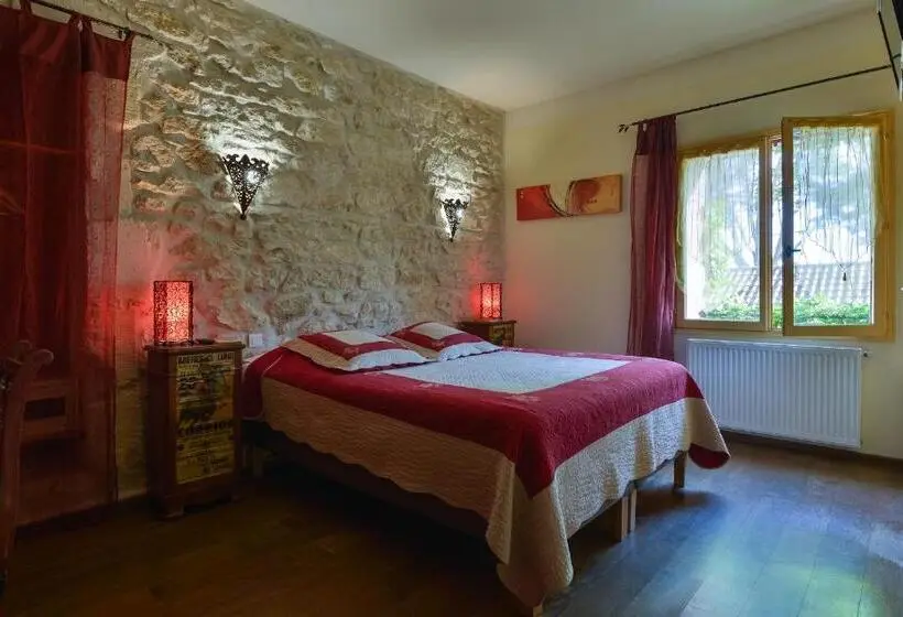 キングサイズベッドのスタンダードルーム, Hôtel Mas Vidau Porte Des Alpilles