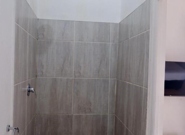 اتاق استاندارد اینتریور, The City Club