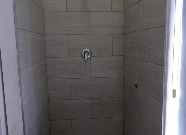 اتاق استاندارد, The City Club