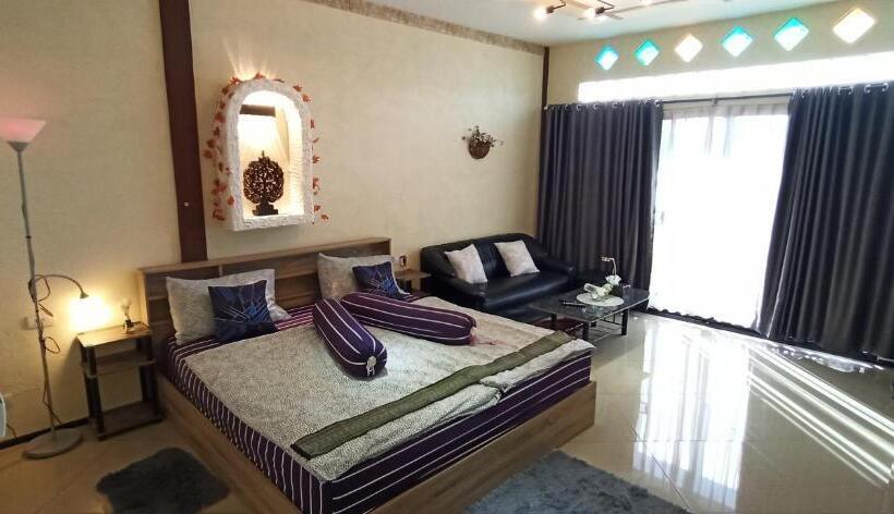 デラックスルーム, Touch The Wind