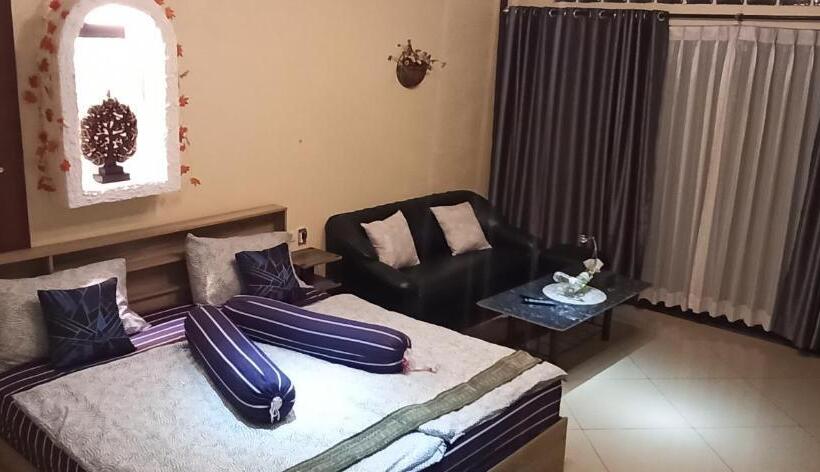 デラックスルーム, Touch The Wind