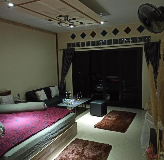 デラックスルーム, Touch The Wind