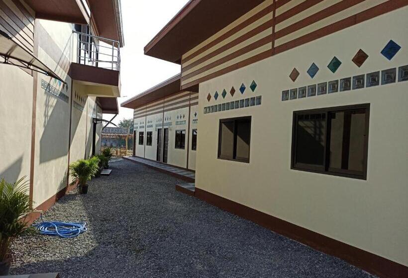 デラックスルーム, Touch The Wind