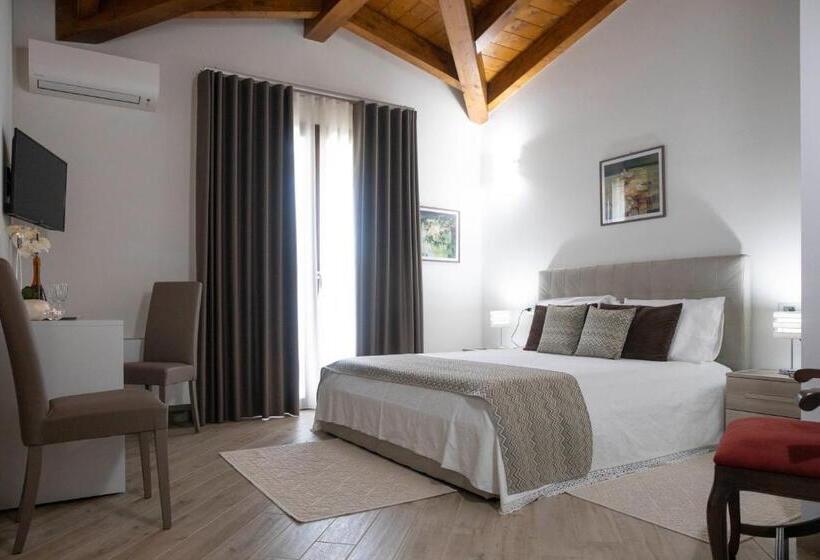 Люкс с Террасой, Irilor Luxury B&b