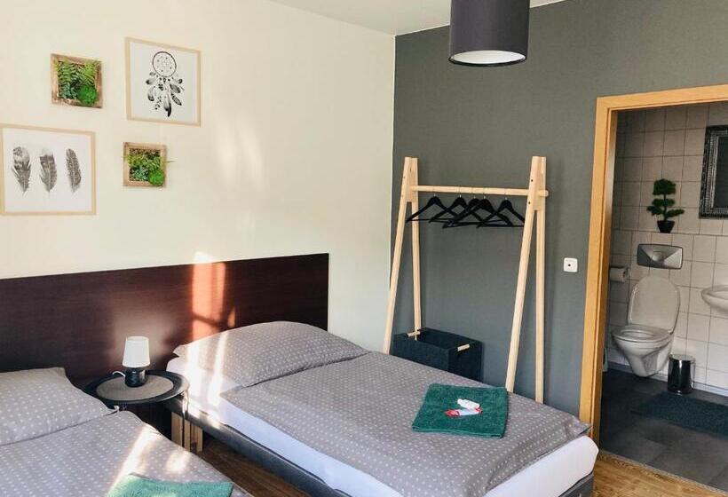 スタンダードルーム, Caffe Boulevard Penzion