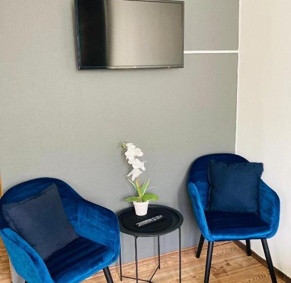 スタンダードルーム, Caffe Boulevard Penzion