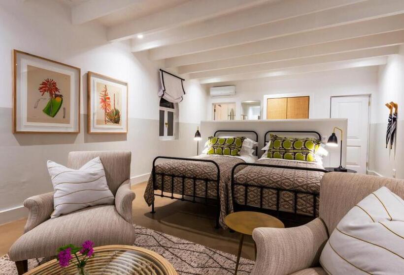 غرفة ديلوكس, Fairview House