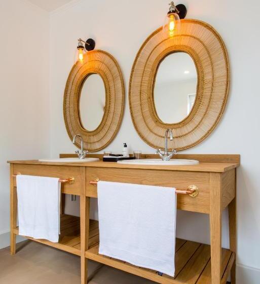 غرفة ديلوكس, Fairview House