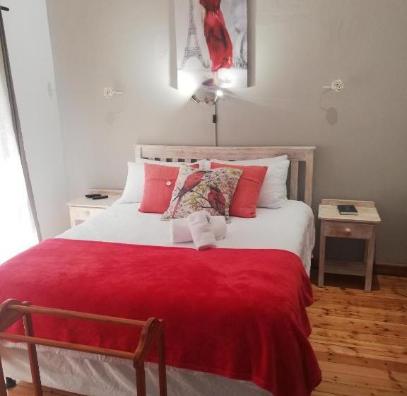 חדר דלוקס, Lord Willis