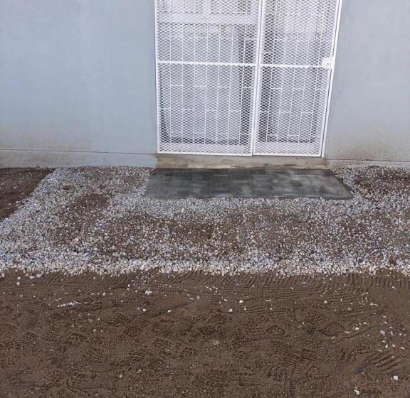 חדר דלוקס, Lord Willis