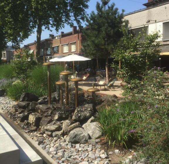 带共用浴室的标准房间, Op Nijverdal