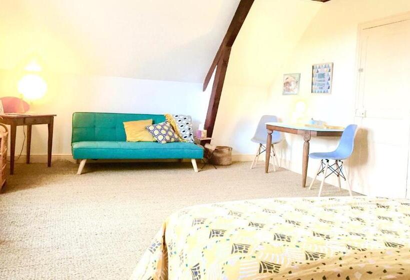 Семейный Номер, Chambres Chez L Habitant Et Table D Hôtes Crocq Le Vieil Hôtel