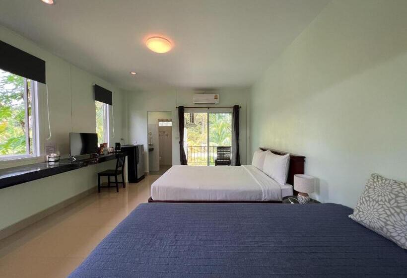 标准房带园景, Naisang Hostel