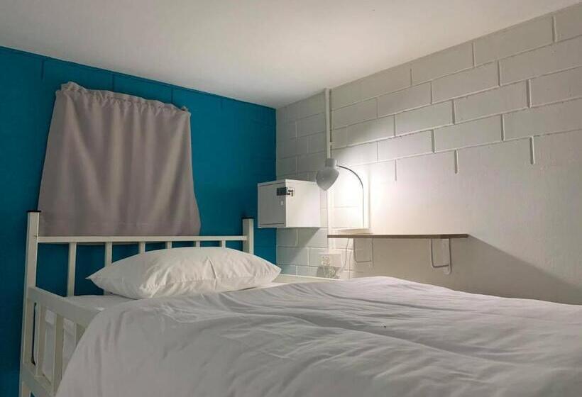 家庭间, Naisang Hostel