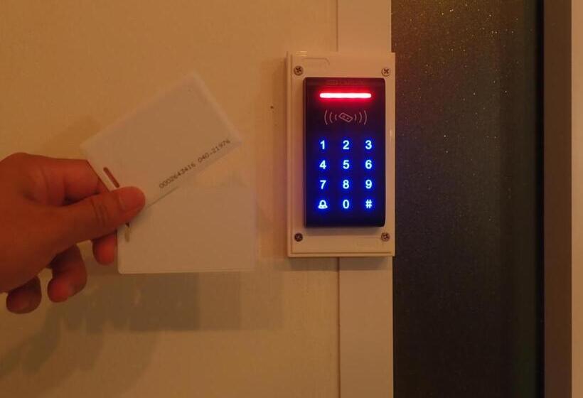 家庭间, Naisang Hostel