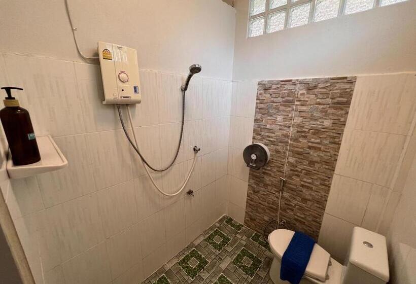 经济房, Naisang Hostel