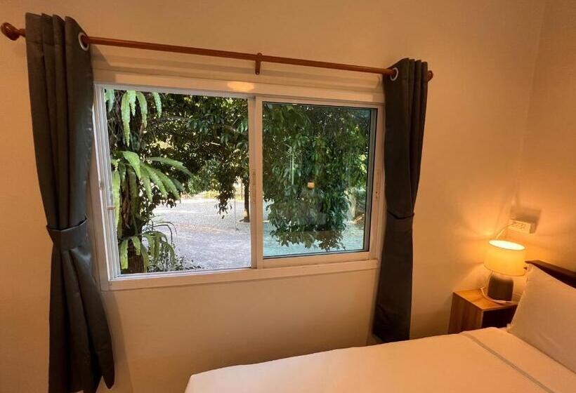 Вилла 1 Спальня, Naisang Hostel