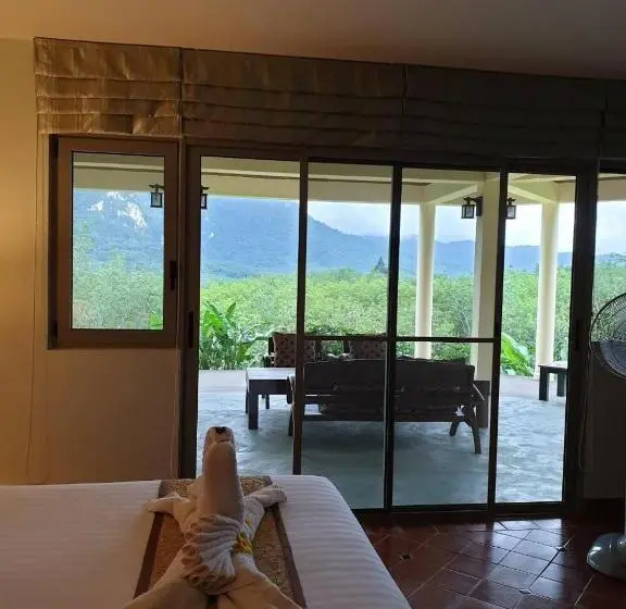 キングサイズベッドのスタンダードルーム, Billion Views Khaosok Homestay