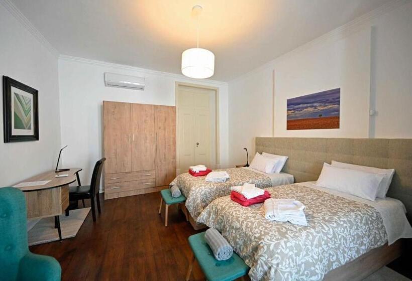 آپارتمان 2 خوابه, Matriz Guest House