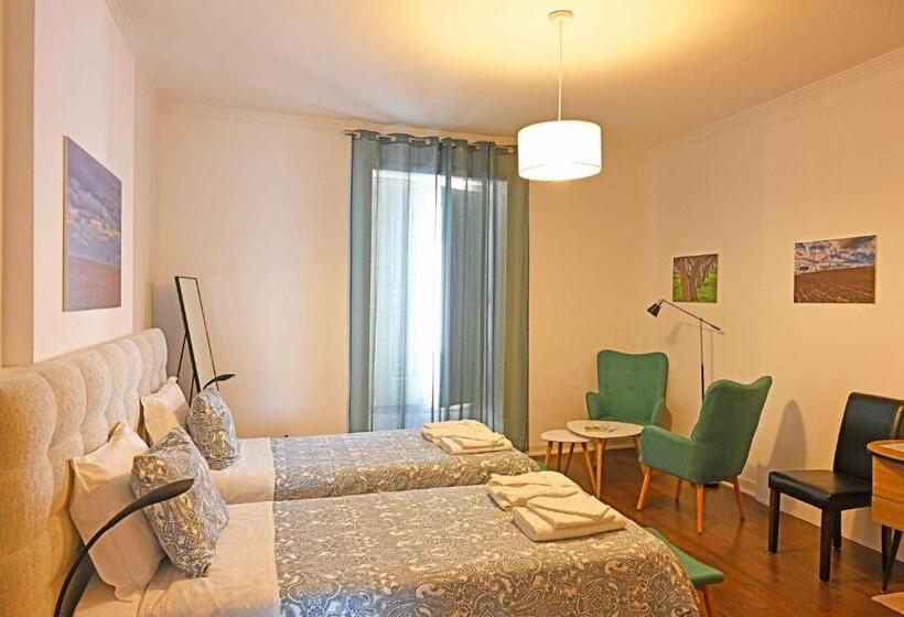Апартаменты 2 Спальни, Matriz Guest House