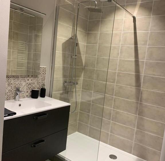 غرفة ديلوكس, Quai St Paul