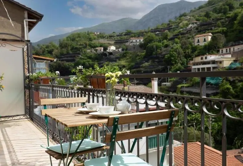 اتاق استاندارد چهار تخته, Villa Le Murelle